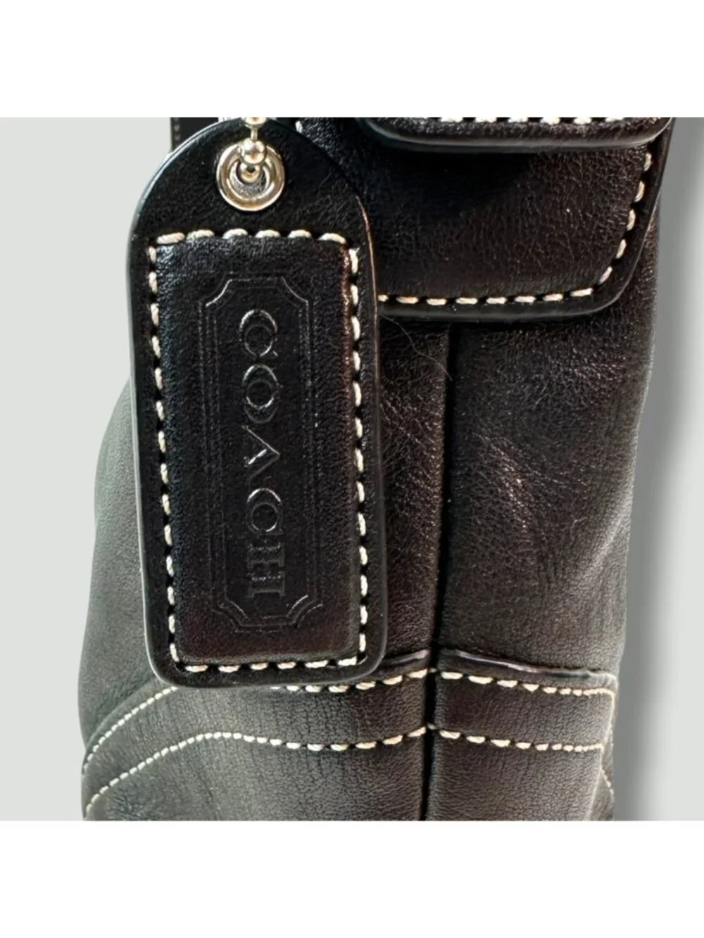 Coach Vintage Mini SoHo Black Leather Hobo Bag With Contrast Stitching & Signatu - Picture 2 of 9